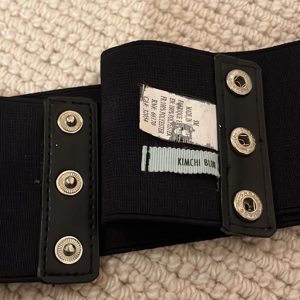 Kimchi Blue small Bow belt black grommet stretch